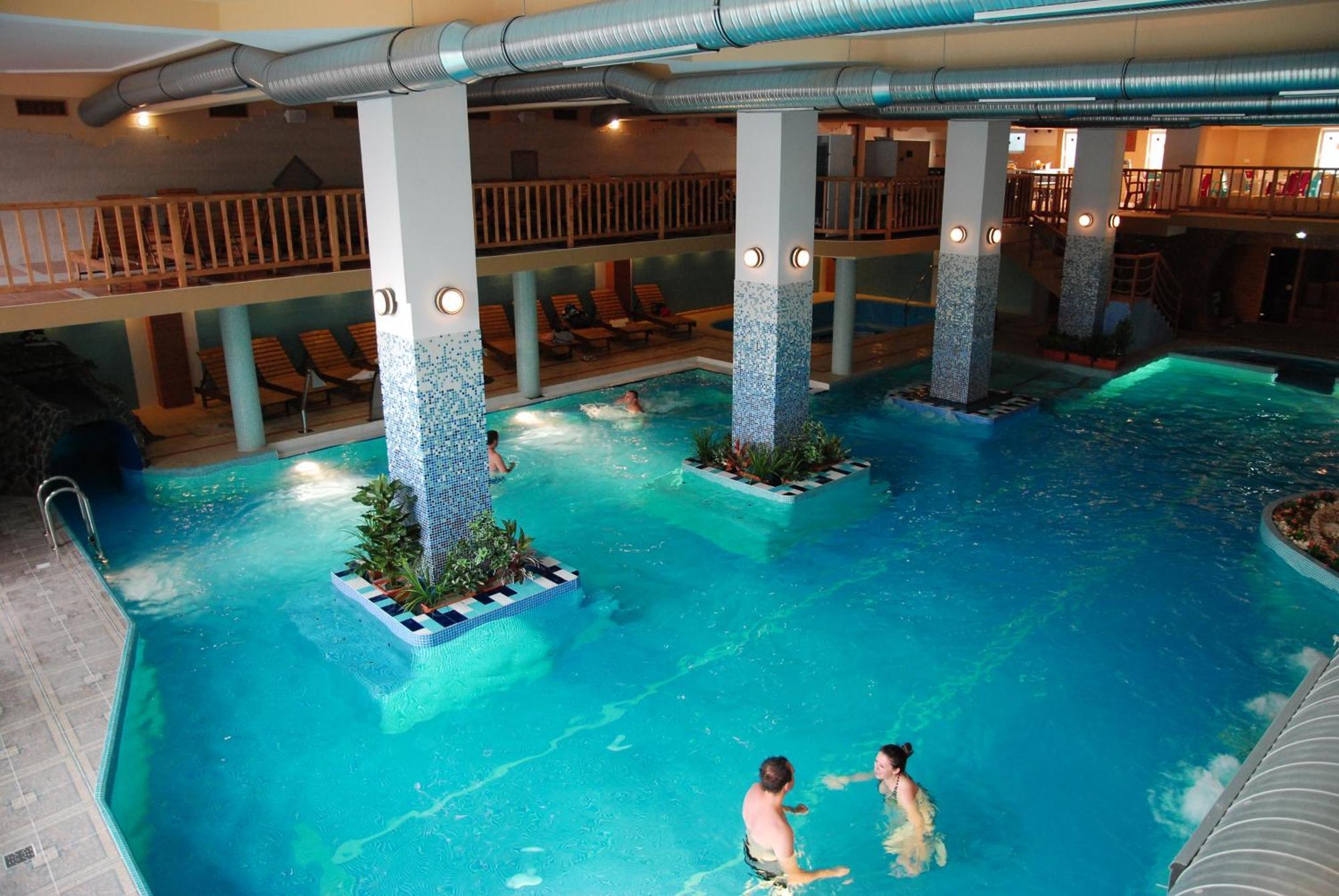 Hotel Seneca Baia Mare Eksteriør billede