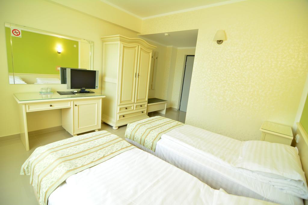 Hotel Seneca Baia Mare Eksteriør billede