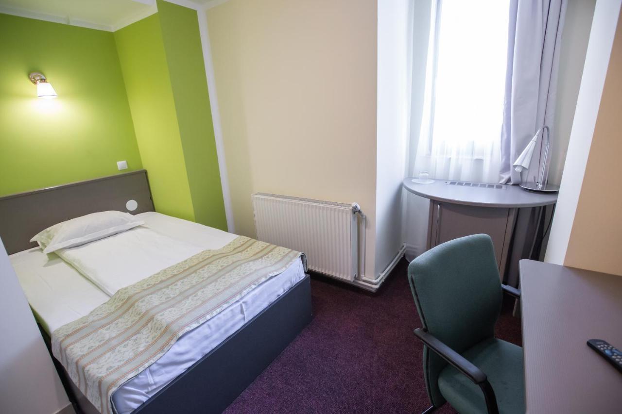 Hotel Seneca Baia Mare Eksteriør billede