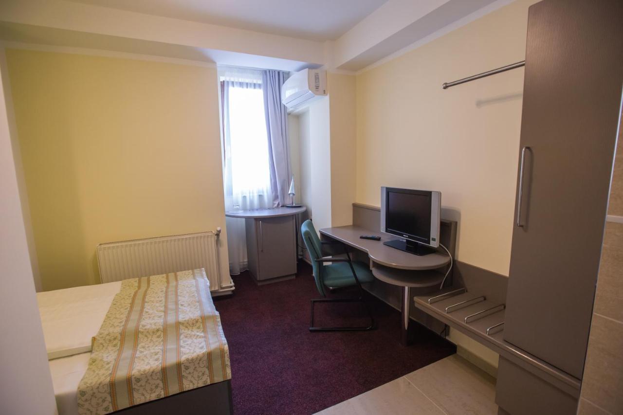 Hotel Seneca Baia Mare Eksteriør billede